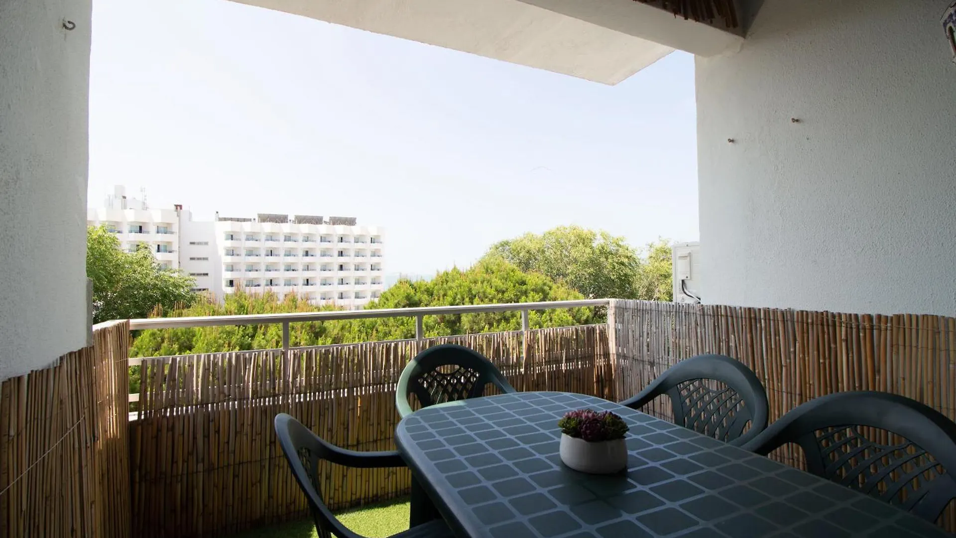 Apartment Lightbooking Valdelagrana Nacita El Puerto de Santa Maria Spain
